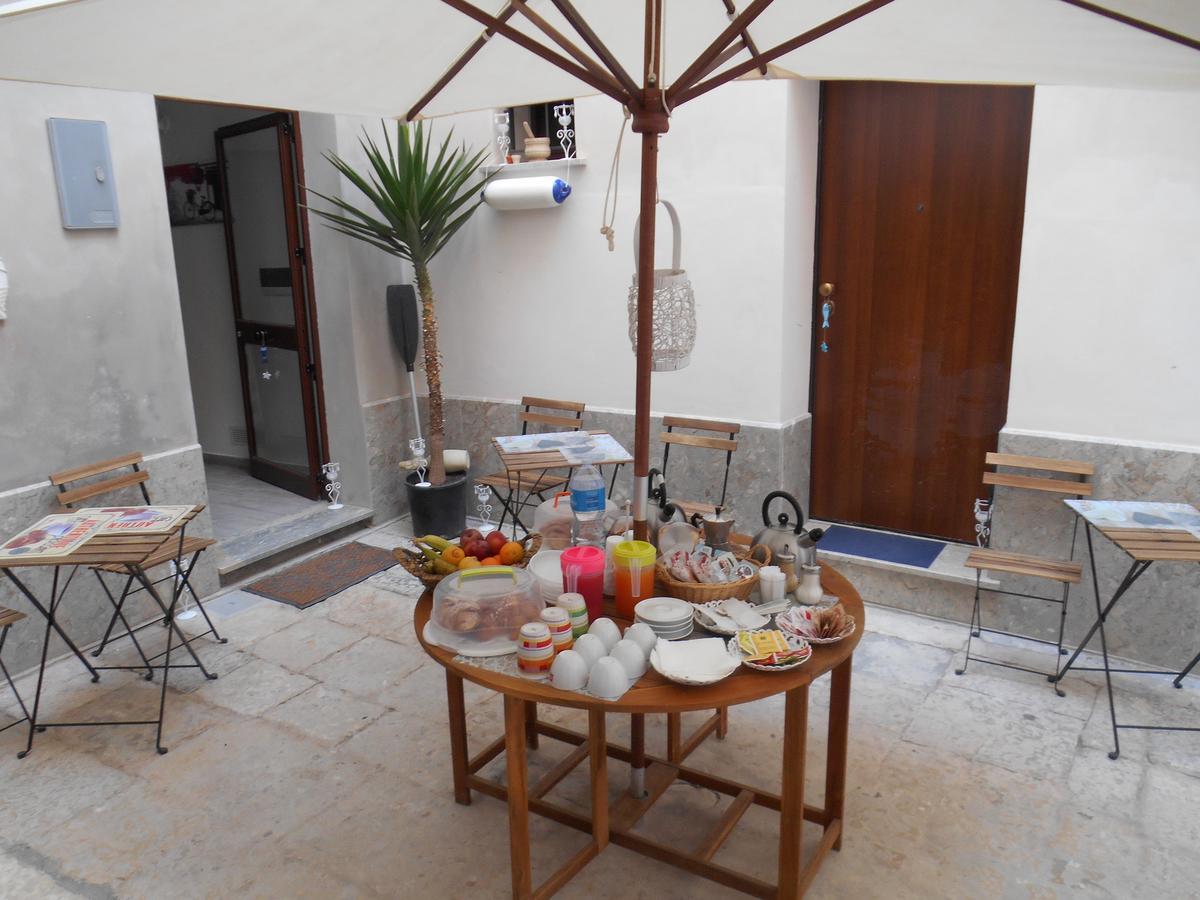 La Corte Dei Naviganti Apartment Trapani Bagian luar foto